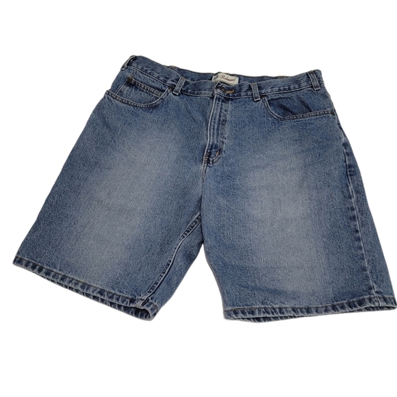 Faded Glory Other - Faded Glory  Vintage  Men's  Relaxed  Jean Shorts  Size 38  Classic 5 Pocket